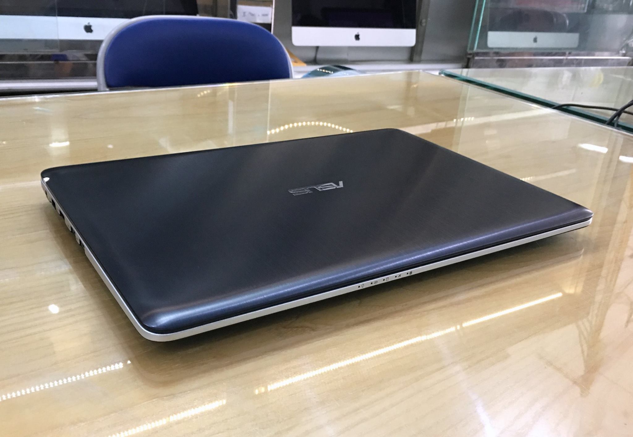 Laptop Asus K501LX-DM082D-9.jpg